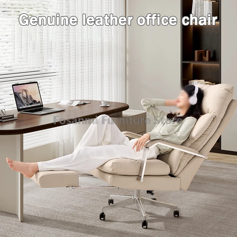 เก้าอี้สํานักงานตามหลักสรีรศาสตร์ปรับมุมพนักพิงและความสูงปรับเก้าอี้คอมพิวเตอร์หนังนุ่มเก้าอี้เล่นเกมพร้อมที่วางเท้า