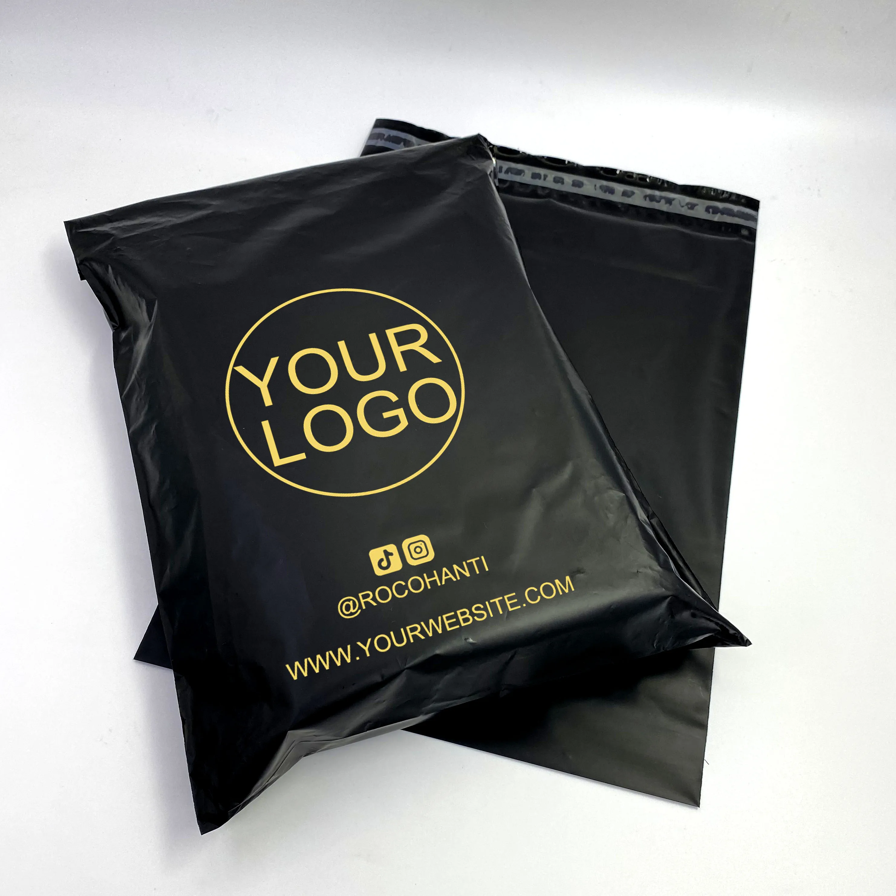 100pcs Custom Printed Matte Finish Black Shipping Bags With Logo Plastic Mail Poly Mailers Gift Package Mailing Bags for Clothes