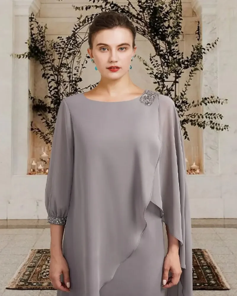 2026 Neues silbernes, mit Perlen verziertes Kleid für die Brautmutter, elegantes Juwel, knielang, 3/4-Ärmel, Chiffon, Bräutigam-Partykleider, Robe De Soiree