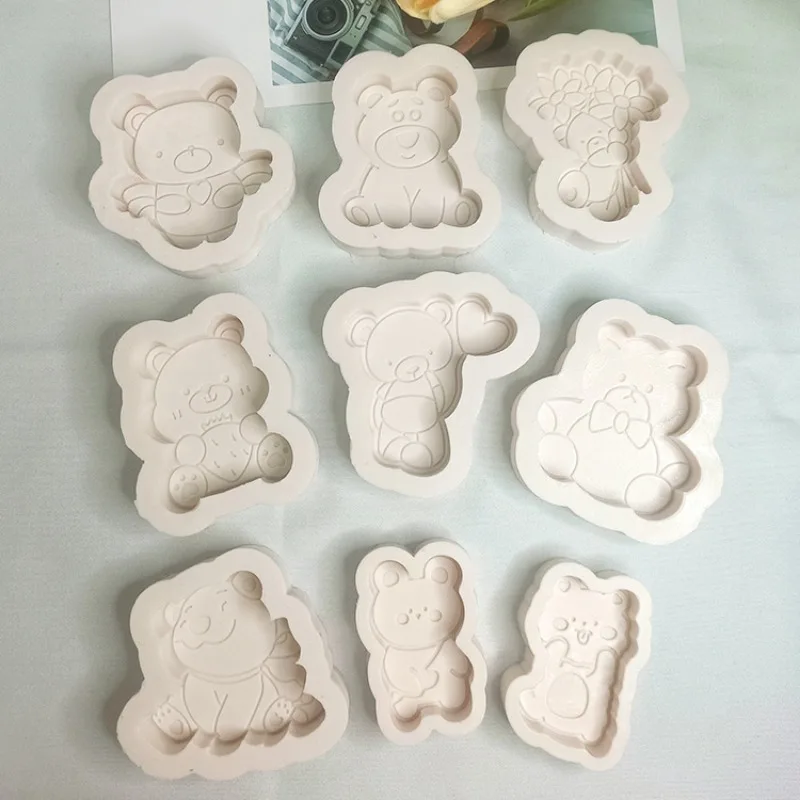 3D Cartoon Sweater Bear Hug Balloon Shape Chocolate Cake Decoration Silicone Mold Fondant Gummy Kitchen Baking Silicon Tools