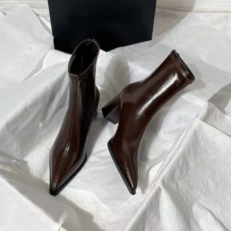 

Vintage Booties Fall New Pointed Toe Rear Zipper Waterproof Non-Slip Block Heel Skinny Boots