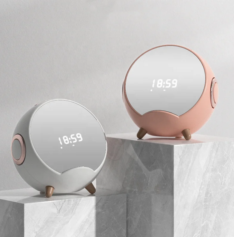 

Q8 Wireless Charging Alarm Clock Smart Home BT Speaker Desktop Mirror Phone Holder Insert TF Card U Disk Music Playing Clocks