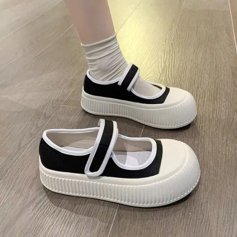 

Ins Style Women's Velcro White Sneakers 2025 Thick Sole Cookie Sneakers Versatile One Step Pull On for Casual Outfits