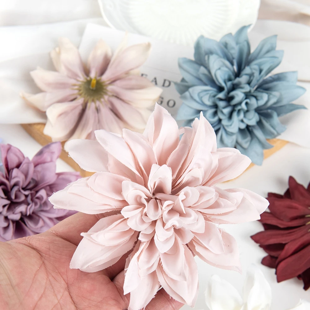 50/100 Stück Künstliche Pflanzen, Kunstblumenköpfe aus Seide, blühend, für Hochzeit, Heimdekoration, DIY-Geschenk, Girlandenmaterial, Simulation, günstig – Detail 4
