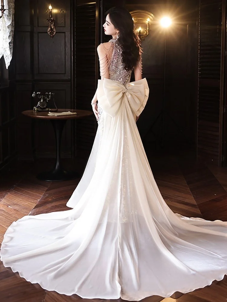 A new high-end tail-tail fishtail dress for the elegant host at banquet