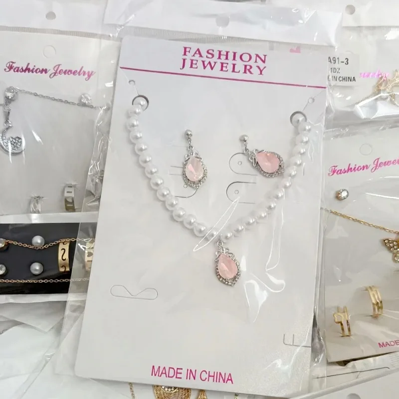 حقيبة مجوهرات مختلطة غامضة عشوائية 1 10 30 50 قطعة أو أزواج بما في ذلك أقراط وخواتم وقلائد أو أساور حزمة هدايا عشوائية #3