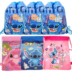 Disney Anime Stitch sacchetti regalo con coulisse in tessuto Non tessuto Kawaii Stitch ragazze ragazzi decorazioni per feste di compleanno zaino sacchetto di immagazzinaggio regalo