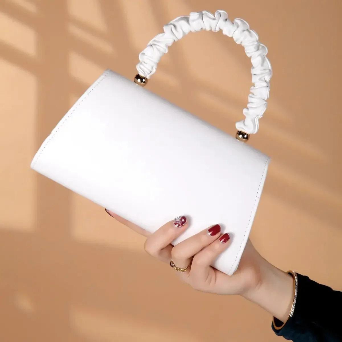 Handbag with top handle for women, white leather handbag for bride, designer's night bag, party bag, shoulder bag for wedding