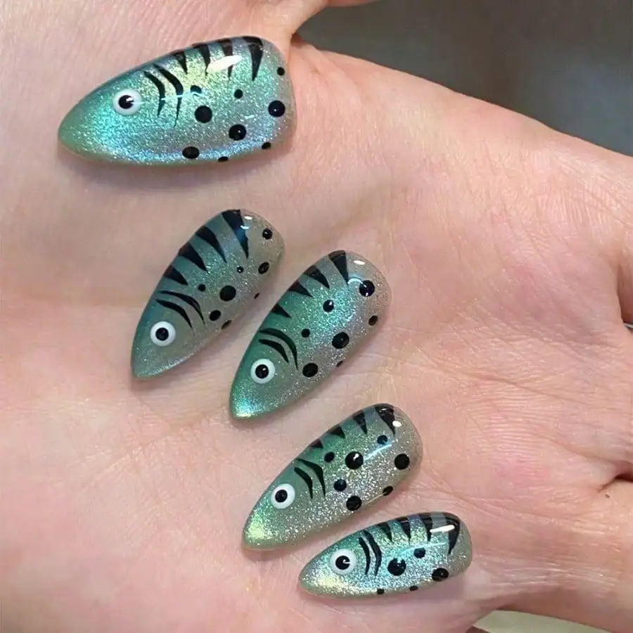 

24 шт. серебристо-зеленых накладных ногтей с эффектом кошачьего глаза и рыбьей чешуи, блестящие многоразовые искусственные ногти для вечеринок, свадеб и повседневного использования