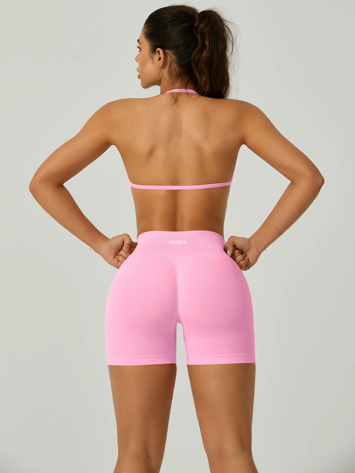 Set olahraga TAYOEA seamless, bra olahraga halter dengan penyangga tinggi dan celana pendek pinggang tinggi, bahan elastis pembentuk tubuh, cepat kering, menyerap keringat, tahan squat, anti gulung, anti gesek, cocok untuk yoga, gym, lari, HIIT