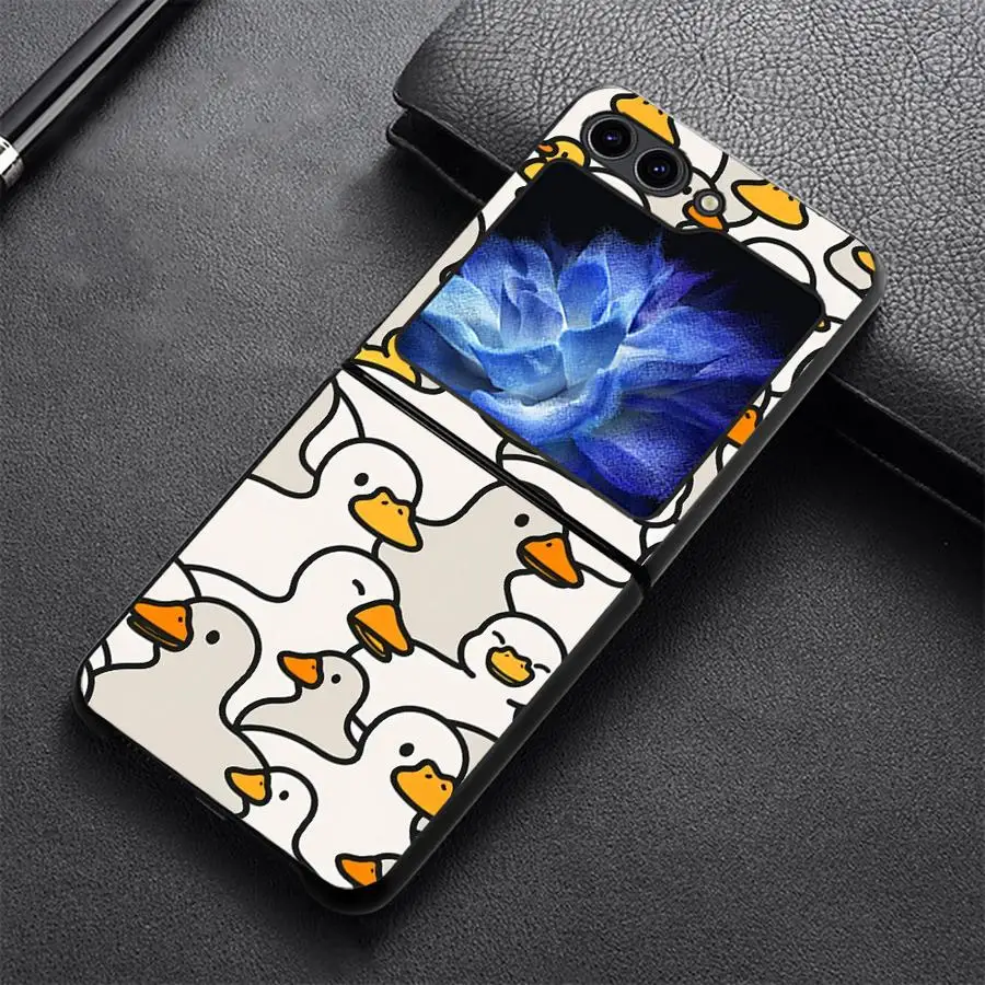 Cartoon Duck Case for Samsung Galaxy Z Flip 8 Flip4 Flip5 Z Flip 7 6 5 4 3 Flip3 Flip7 FE Flip6 Phone Shell Funda