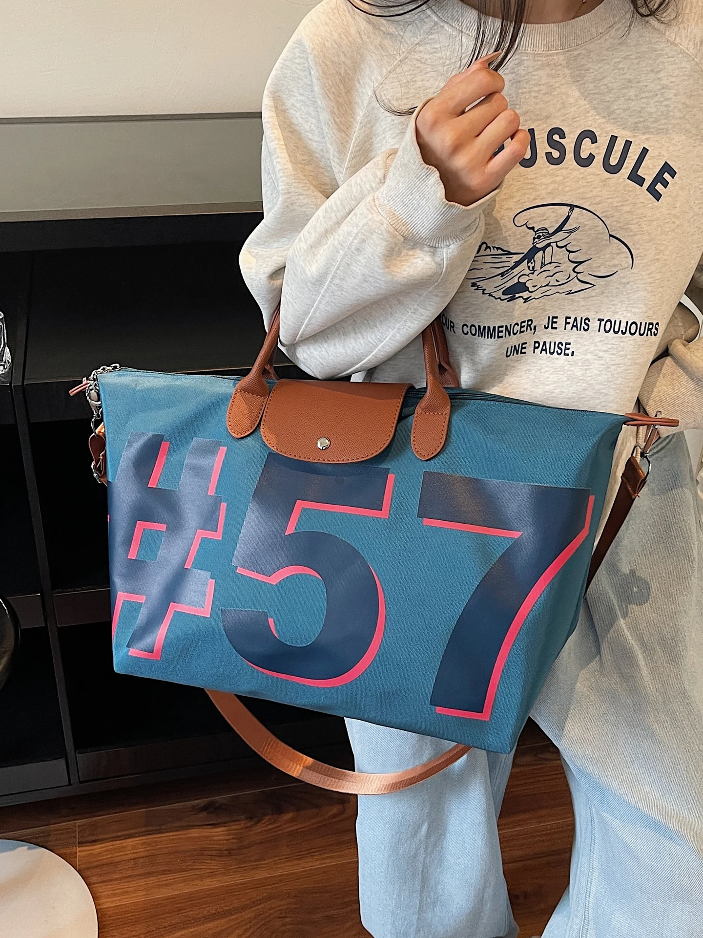 

Большая женская сумка Capaci, новинка 2025, повседневная универсальная сумка через плечо, пригородная сумка Fitn, большая сумка для путешествий и работы