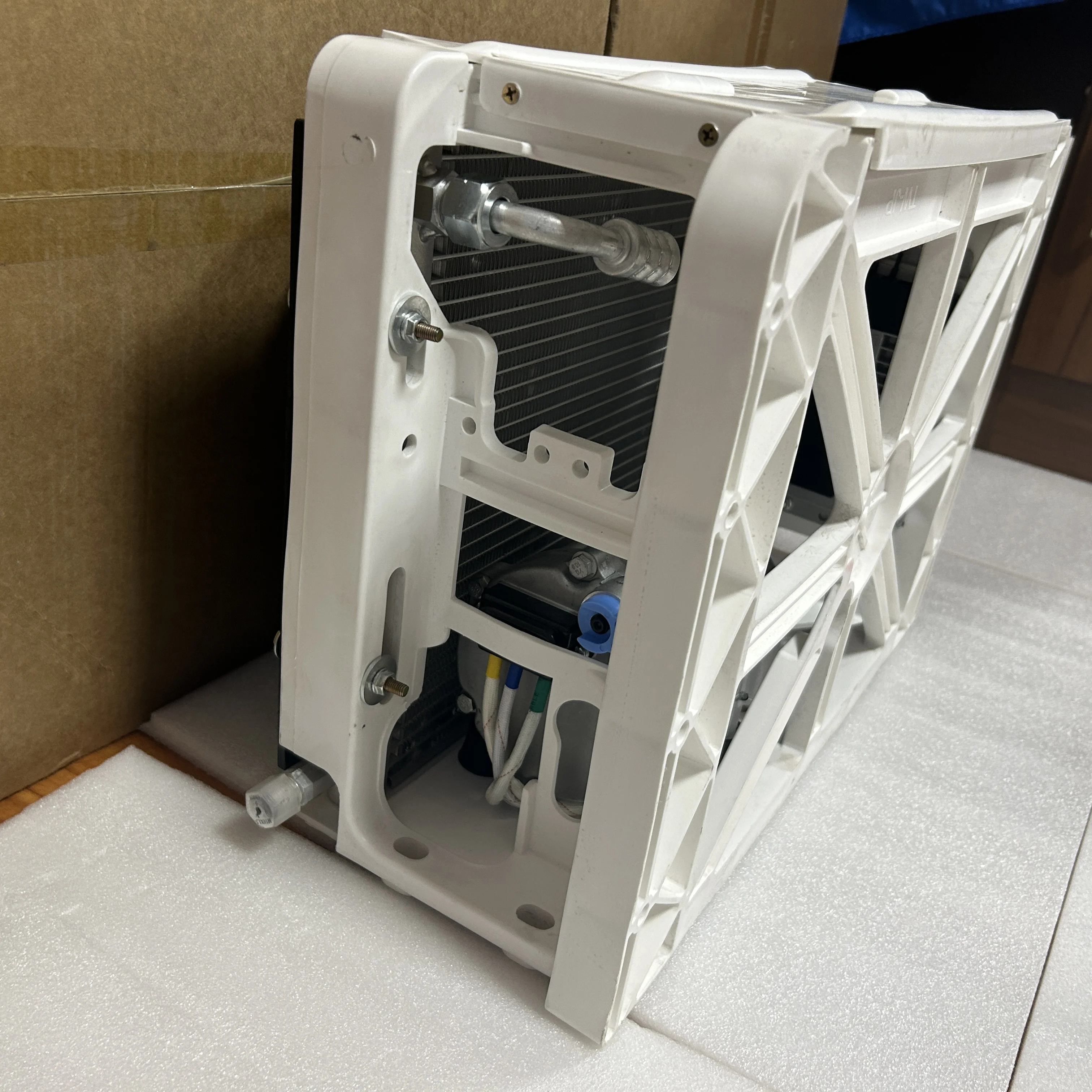 مكيف هواء لوقوف السيارات مكيف تخييم 220 فولت مكيف هواء سقف سبليت 12 فولت 24 فولت أو رافعة شاحنة RV Home