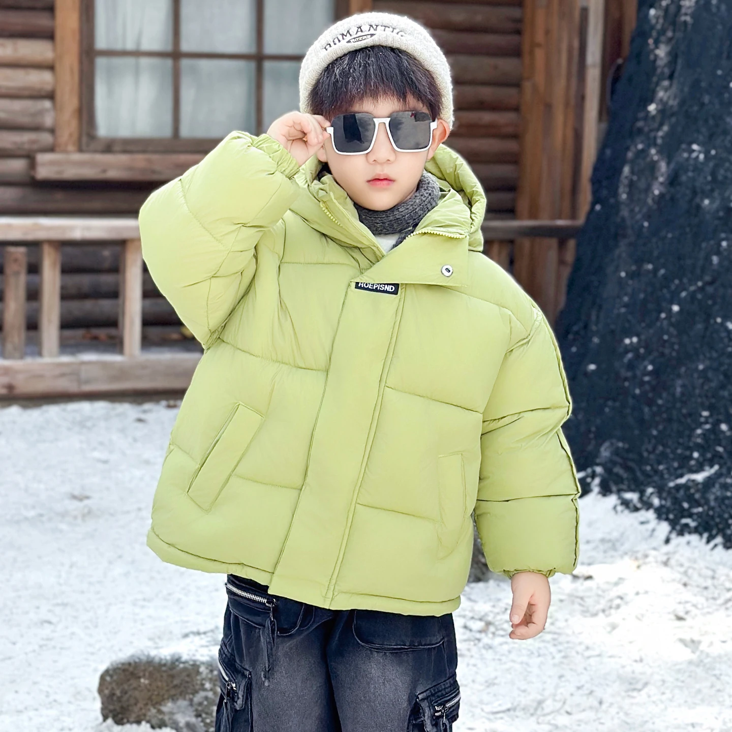 

Boys Winter down Cotton Jaet Thiened Cold-resistant Outerwear Baby Warm Clothes Stand Fit Home Use Waterproof Zipper