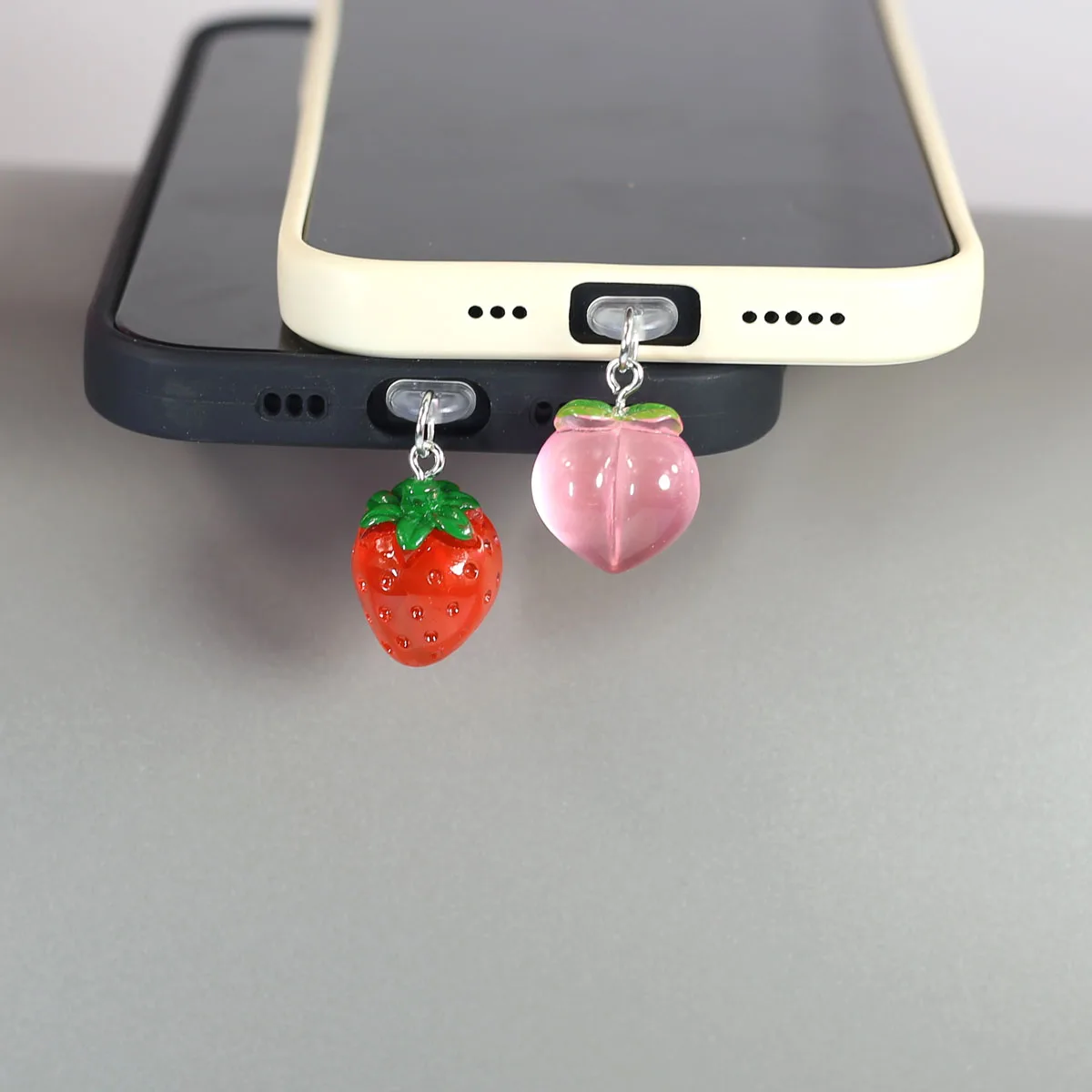 Strawberrie And Honey Peach Beautiful Cute Fruits Mobile Phone Dust Plug Accessories Decorations For IPhone For Samsung Type-C