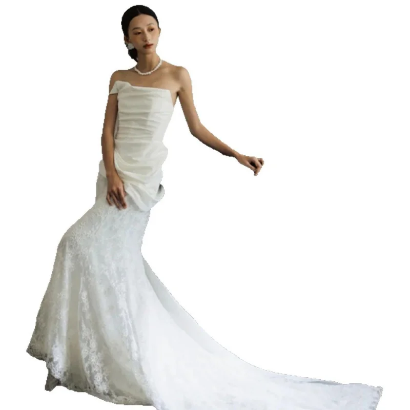 الفرنسية الرجعية الراقية الدانتيل حورية البحر الساتان فستان الزفاف الخفيف في الهواء الطلق ثوب الغابات نمط فستان قطار صغير