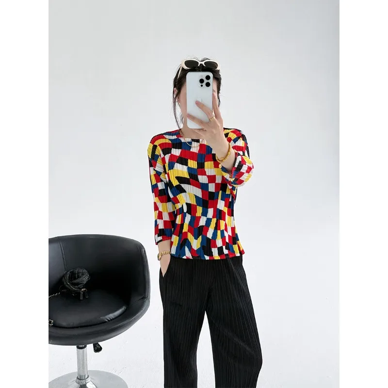 

Miyake Pleated New 2026 Summer Plaid Print Fashion Design Round Neck Top Elegant Fashion Casual Versatile Pleated T-Shirt Pleat