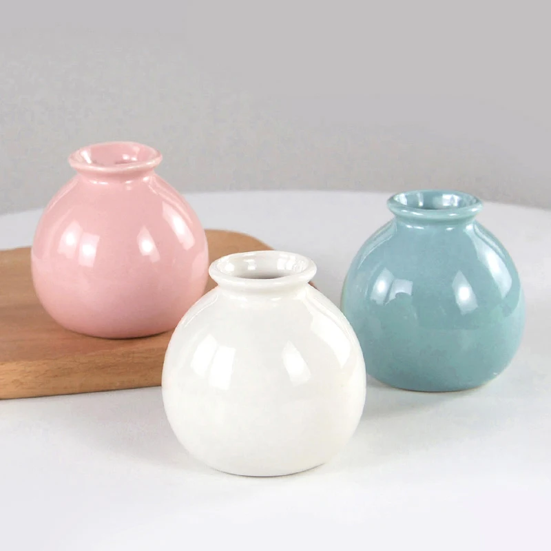 1szt Mini okrągły wazon kulkowy Kolorowy ceramiczny okrągły kwiatowy wazon do aromaterapii Dekoracja stołu Butelka Dyfuzor olejków eterycznych Słoik