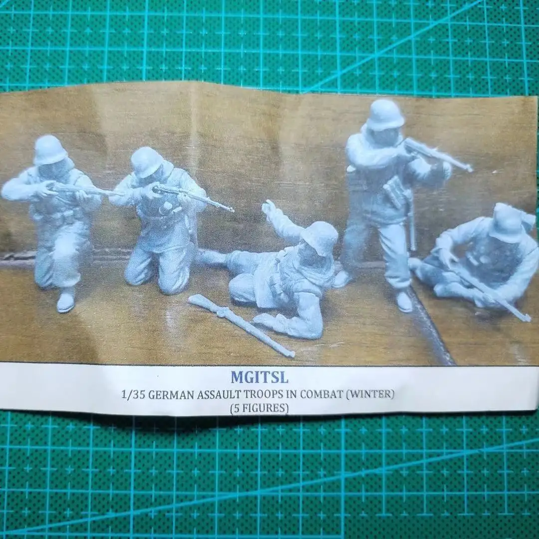 1/35 Resin Model Figure GK，   Unassembled and unpainted kit