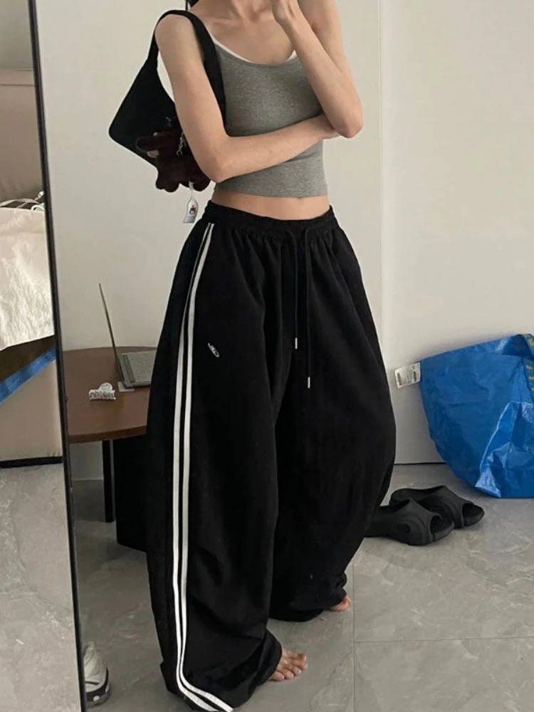 ADAgirl White Stripe Joggers Women Y2k Vintage Loose Embroidery High Waist Kpop Wide Leg Sports Pants Hip Hop Casual Sweatpants