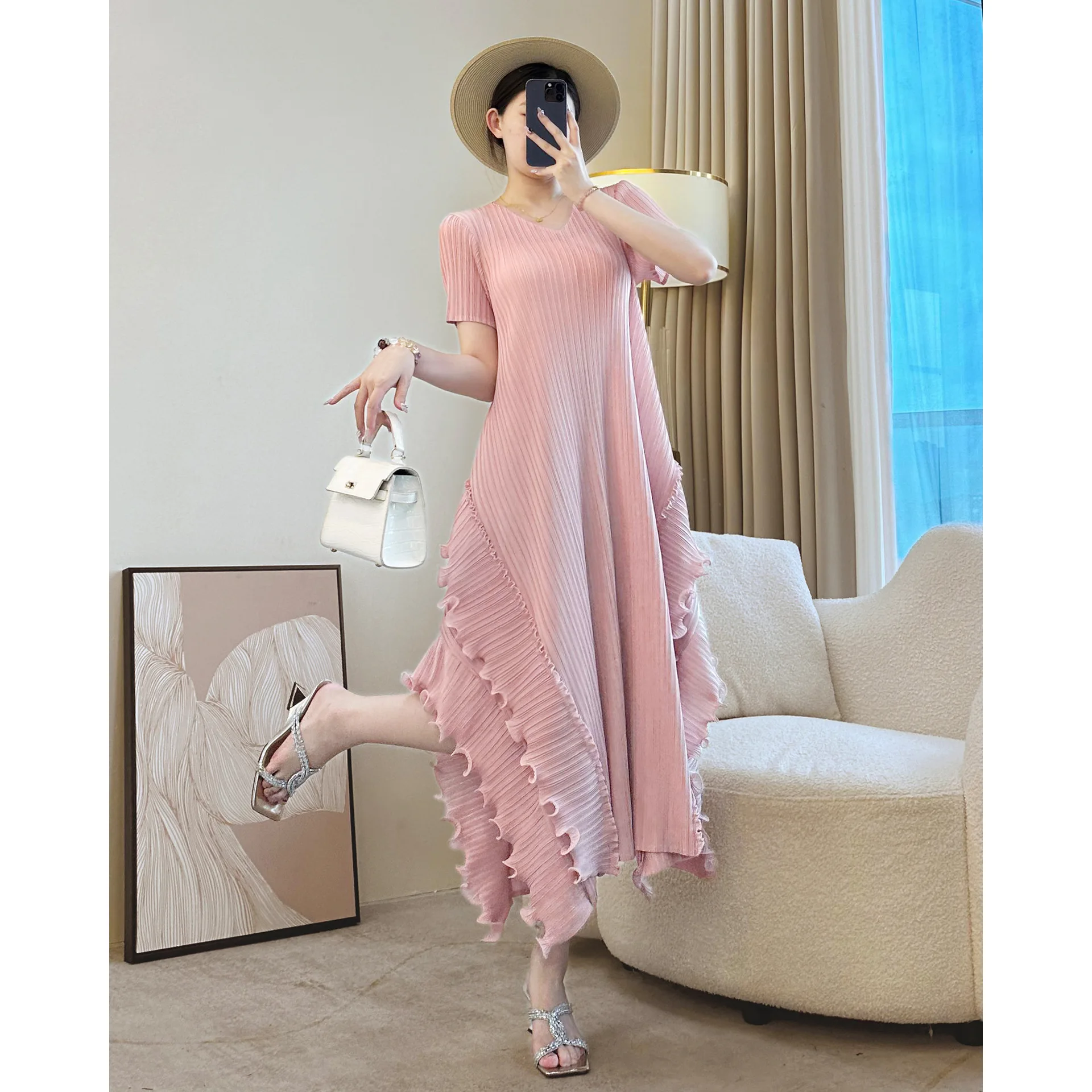 

Miyake Pleated Dress for Women 2025 New Solid Color V-neck Short-sleeved Wood Earrings Loose Large Size Elegant Pleated Skirt