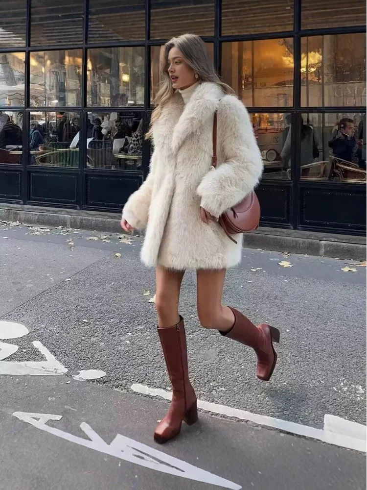 

Classic Fashion Solid Color Softness Faux Fur Simplicity Gentleness Sweetness Winter Elegance Commuting Warmth Dating Outerwear