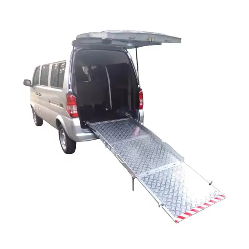 Aluminum Manual Car Wheelchair Ramp Truck Foldable Disabled Accessible Lifting Ramp Anti-skid