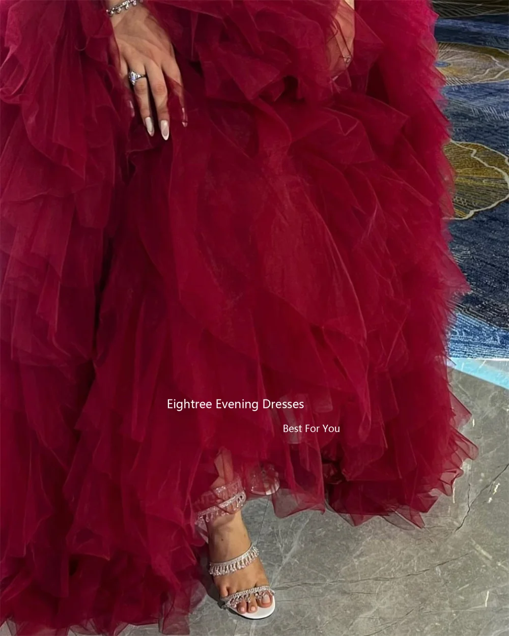 Ightree bordeaux eleganti abiti da sera senza spalline Tulle Ruffers pieghe abiti da festa donna Abendkleider Dubai 2024