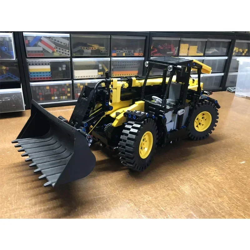 MOC-34753 New Telescopic BoomForklift Forklift Engineering Truck Electric RCBuildingBlock Model1401 Parts Kids Birthday Toy Gift