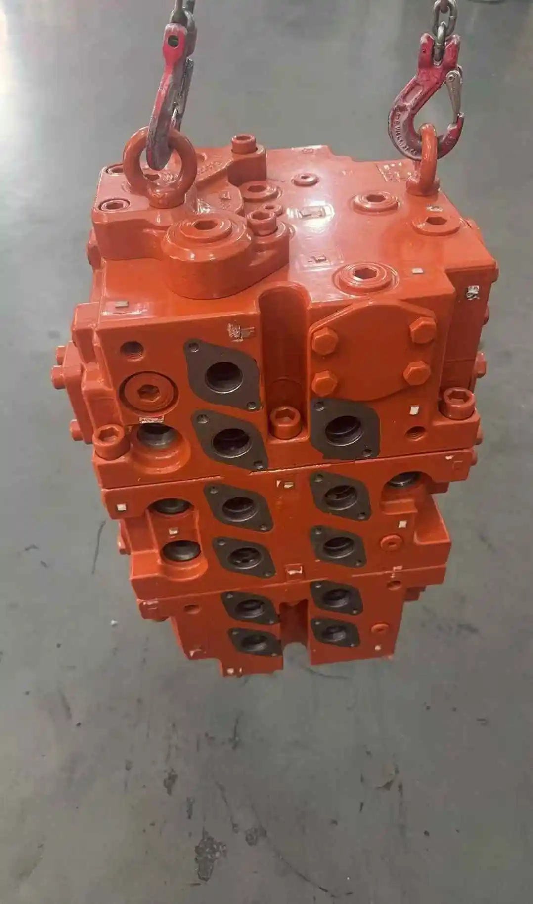 KMX32N Distribution Valve Body Excavator Hydraulic Control Valve KMX32N Hydraulic Distribution Valve Assembly for SANY SY365