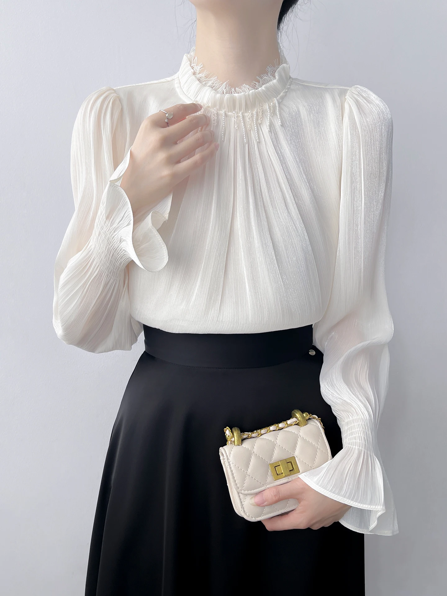 

Korean Style Long Sleeve Lace Collar Beaded Chiffon Shirt Women's High End Lightweight Ageless Fashionable Bell Sleeve Top