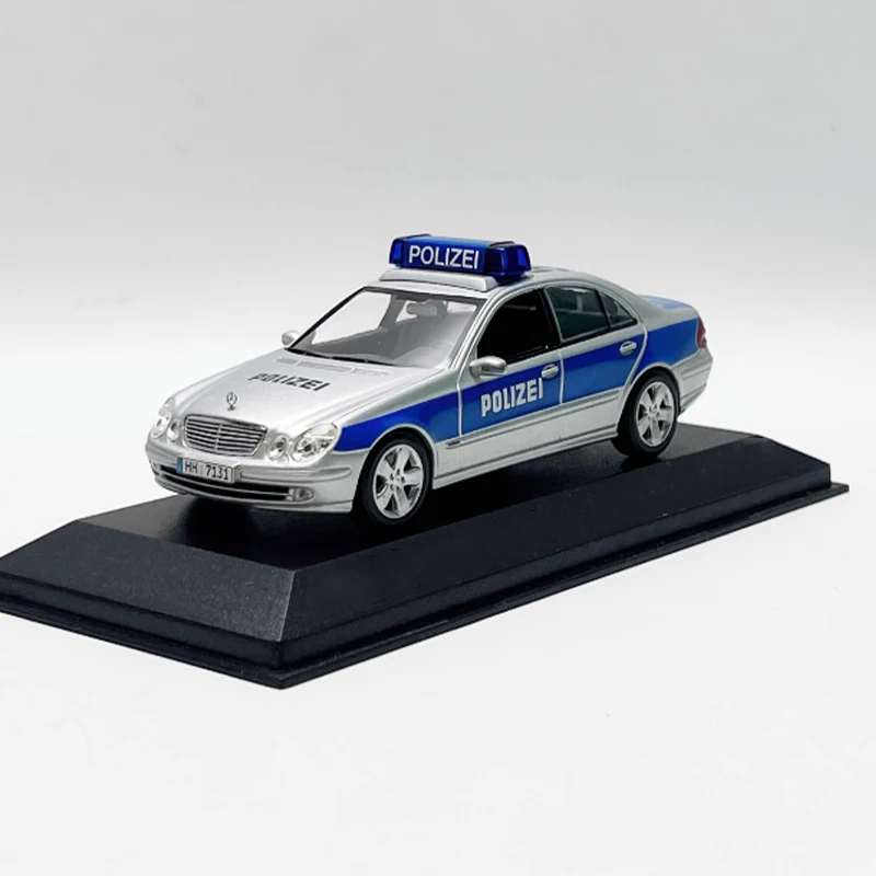 

Литой под давлением оригинальный масштаб 1:43 W211 E220 2022, модель из сплава, готовое украшение продукта, хобби, сувениры, коллекция подарков, дисплей