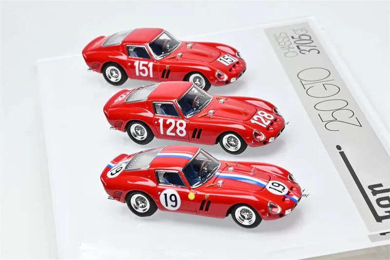 

PreSale Classic Lover 1:64 3705GT 250GTO 3 cars set Die-Cast Car Model Miniature Gifts