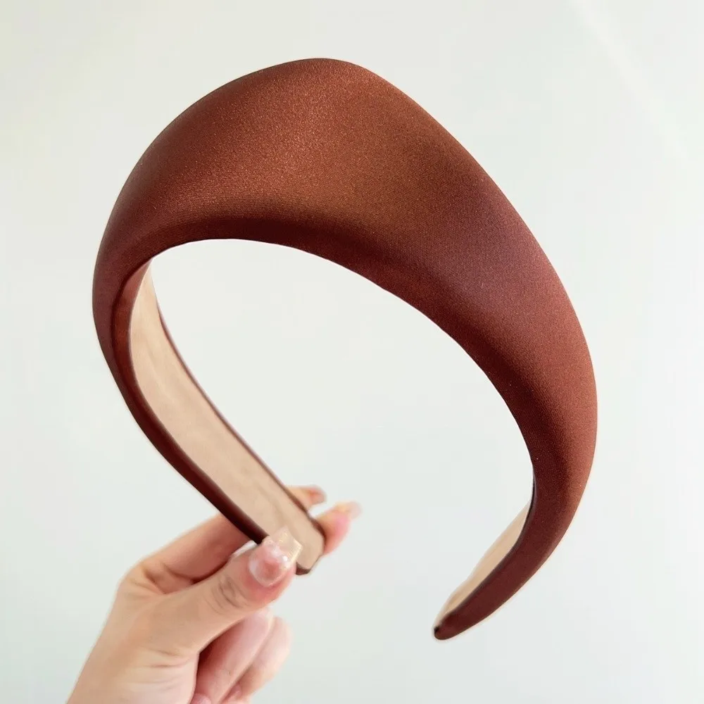 Retro Simple Fabric Women Hairband Elegant Crown Triangle Wide Edge Headband Classic Solid Color Anti Slip Hair Hoop Daily Use