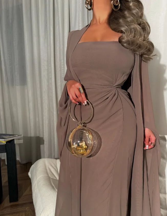 تخصيص عالية الجودة سستة طول الأرض بدون حمالات سويب تراين التجاعيد ألف خط المرأة براون رداء بلانش مارياج فستان سهرة