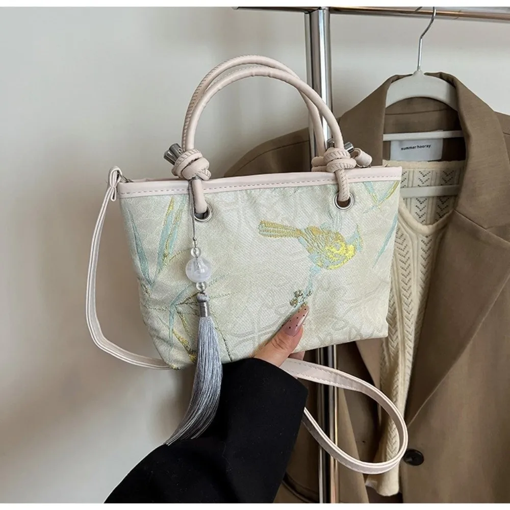 

​Ethnic Pattern Embroidery​ Embroidered Scenery Bag Small Capacity ​Adjustable Crossbody Strap​ ​National Style Handbag​