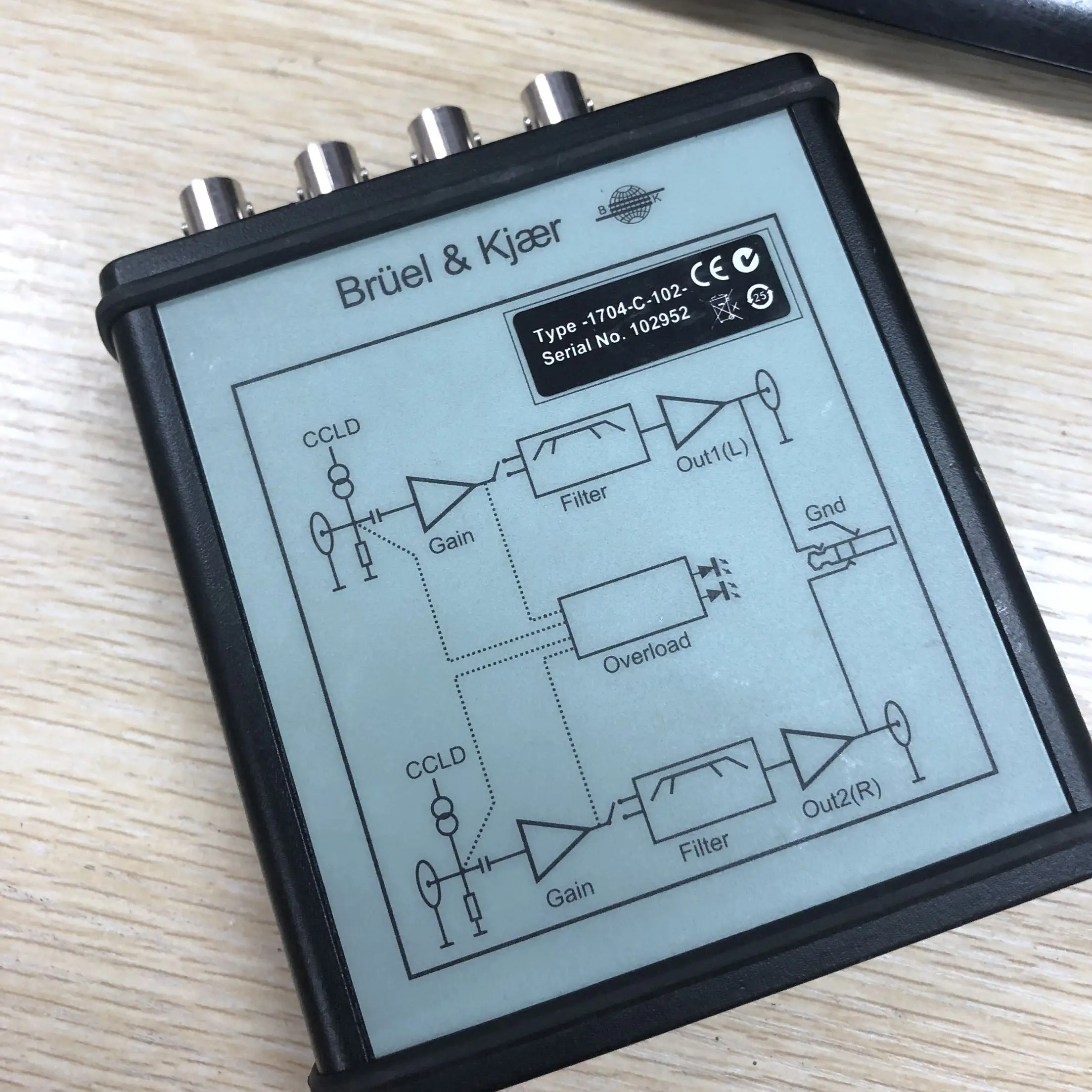 

Second-hand Not Brand-new Danish B&K1704-C-102 Signal Amplifier Signal Conditioner