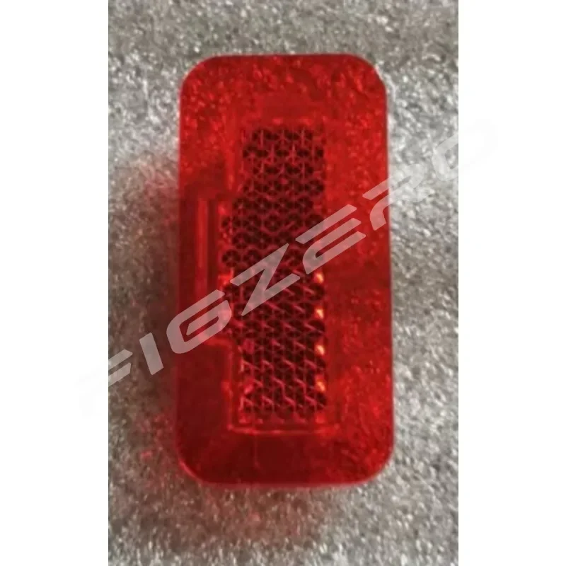 Reflective Signs on Car Doors Courtesy Warning Lights Red Reflective Plates for Chrysler 300C Genuine 1PC