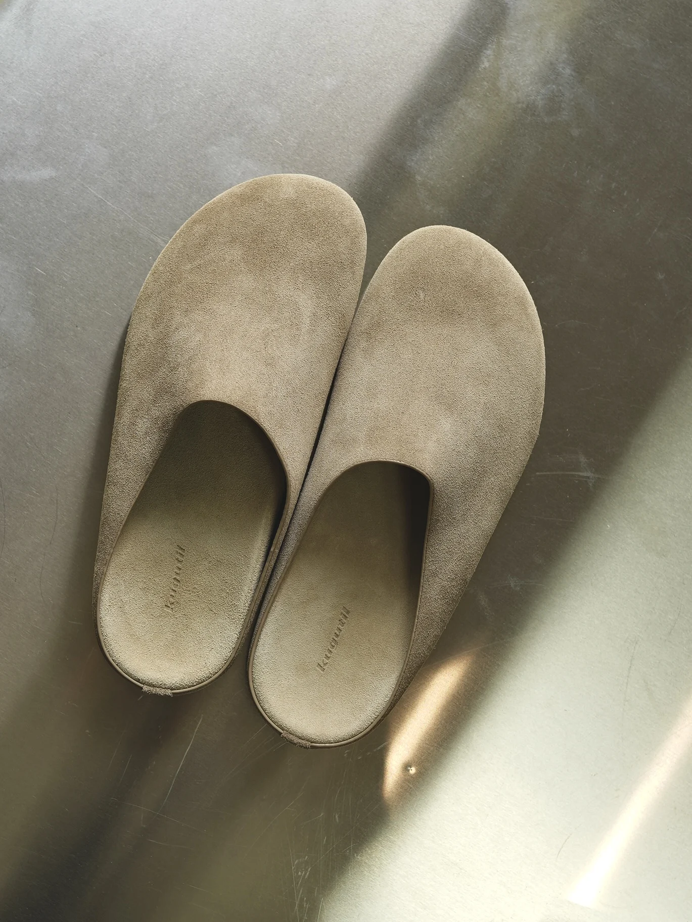 Comfort Arch Support Suede Mule Slippers, Minimalist Unisex House Shoes, Soft Lined Indoor Slides for Men Women, Non-Slip Sole