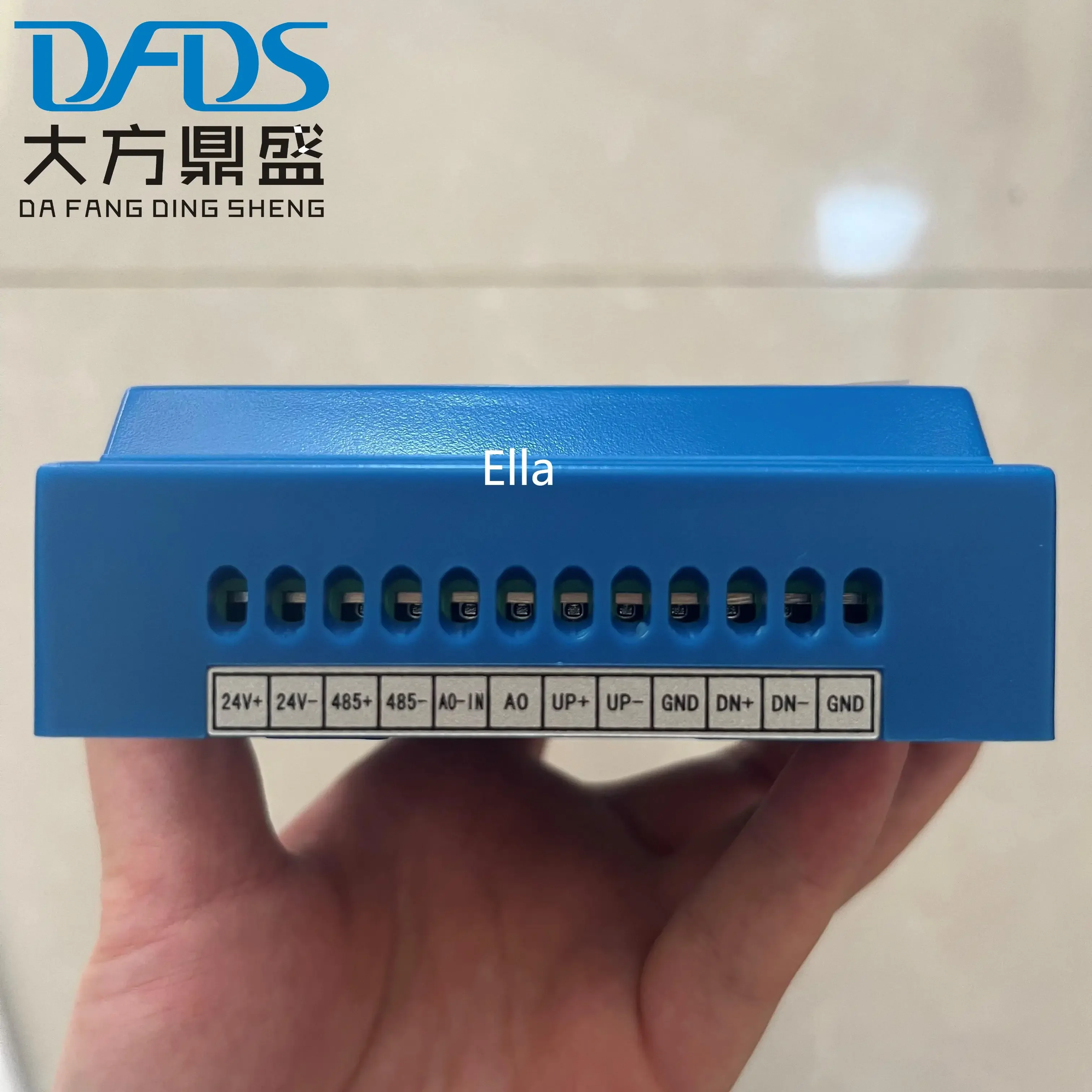 

TLF TUF-2000M ЖК-дисплей T M L Датчики Измерение жидкости Зажим на ультразвуковом расходомере воды