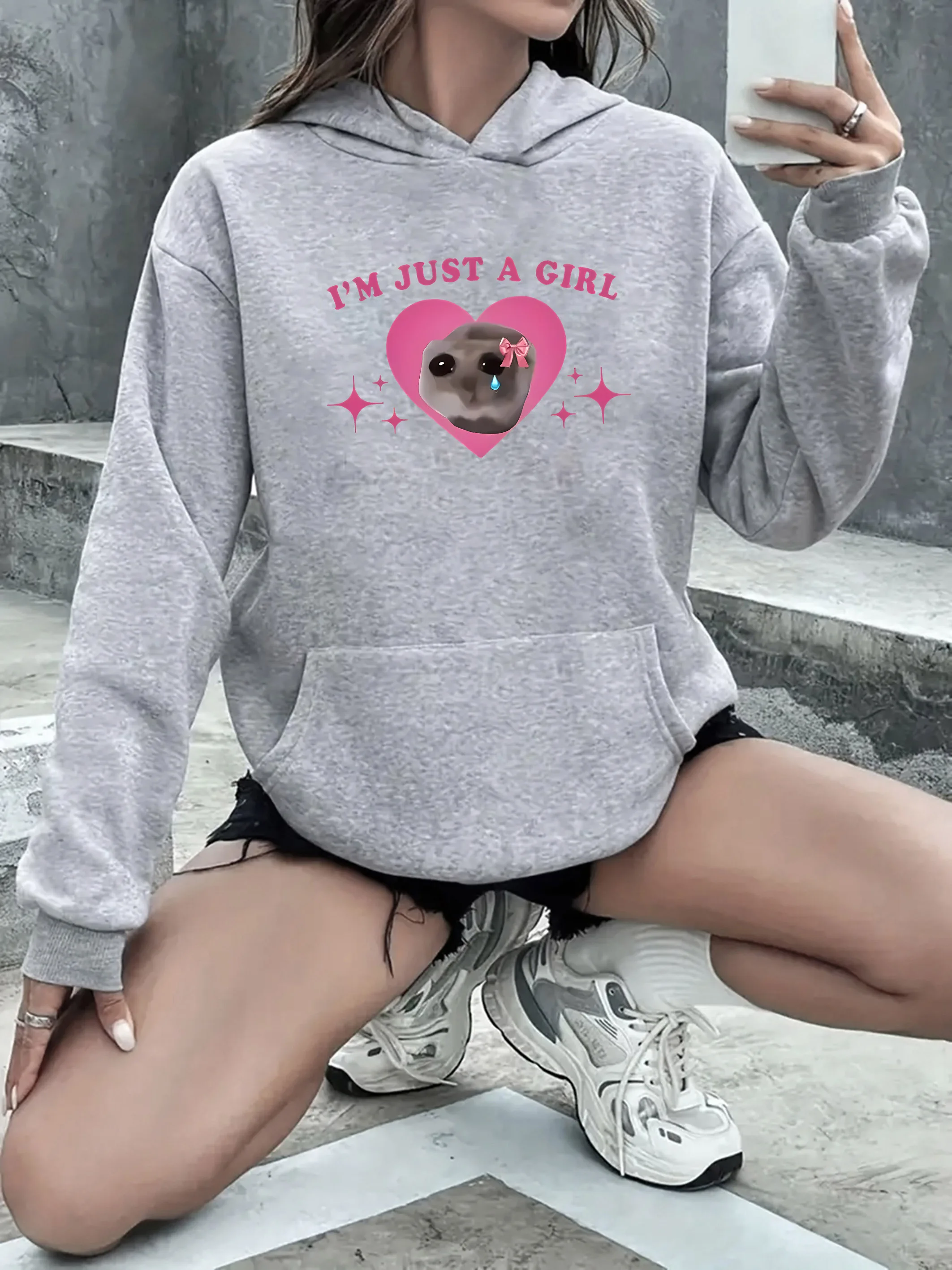 

Женский пуловер большого размера с капюшоном, свободная толстовка из хлопка и полиэстера с карманами, уличная одежда, повседневная толстовка с длинным рукавом