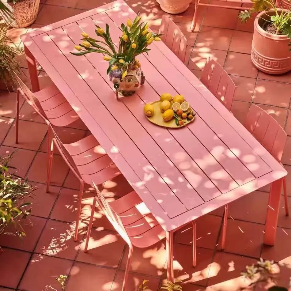 Outdoor aluminum alloy table and chair combination, open-air setting, milk tea shop, coffee shop, courtyard, villa outdoor table