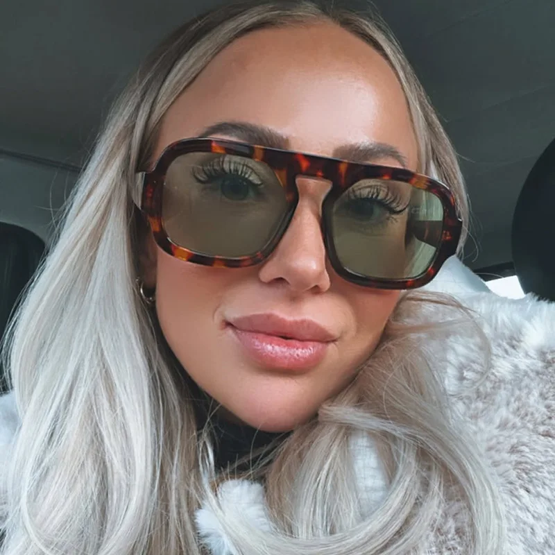 

Vintage Square Sunglasses For Women Men Rectangle Sun Glasses Female Oval Eyewear Oculos De Sol for Male Female Eyeglasses