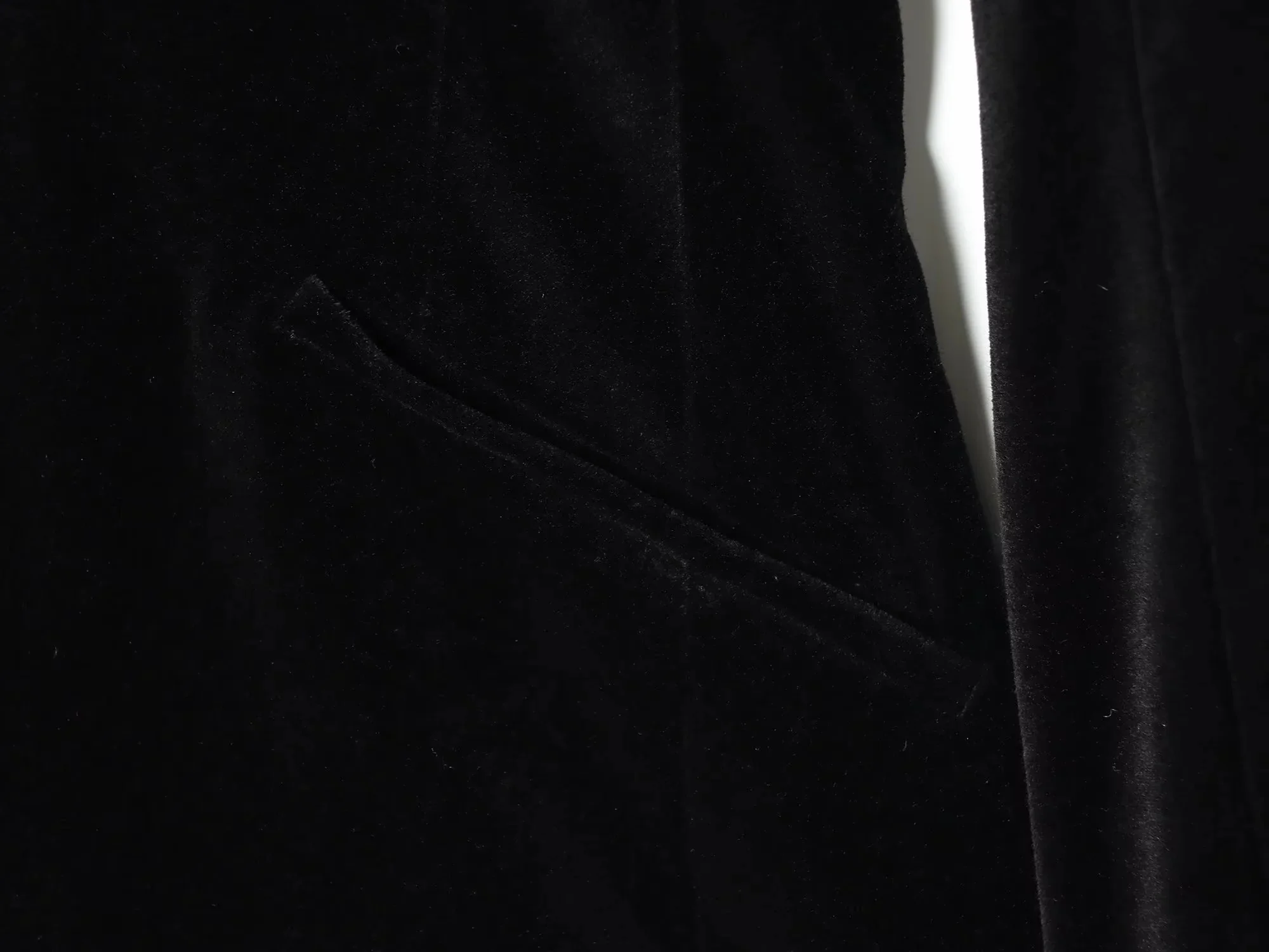 Kondala Vintage Casual Vrouwen Blazer Jumpsuit V-hals Lange Mouw Blazer Jumpsuit Mode 2026 Lente Fluwelen Blazer Jumpsuit