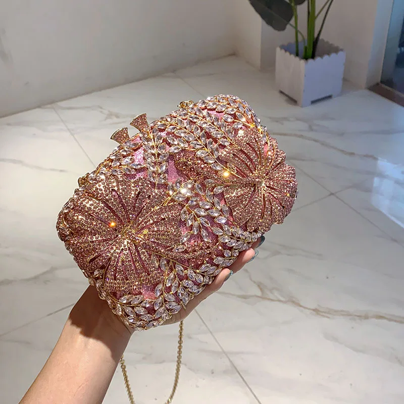 

Изысканная пустая жесткая женская сумка-клатч с блестящими бриллиантами и цветами