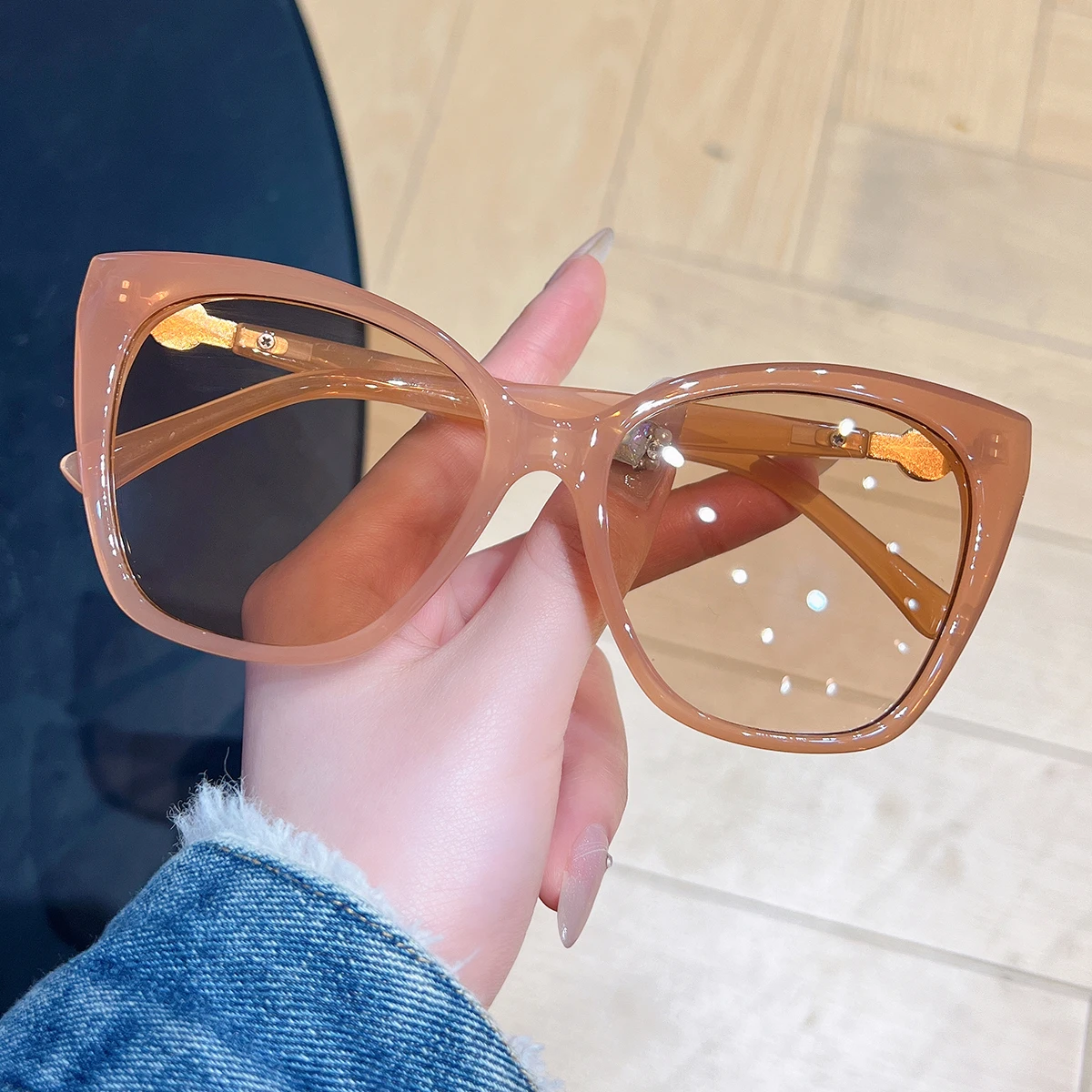 Unisex Cat-Eye-Sonnenbrille für Männer und Frauen, Y2K-Mode, Luxus, Farbverlauf, Urlaubsaccessoire, ideale Wahl, stilvolle Brille für