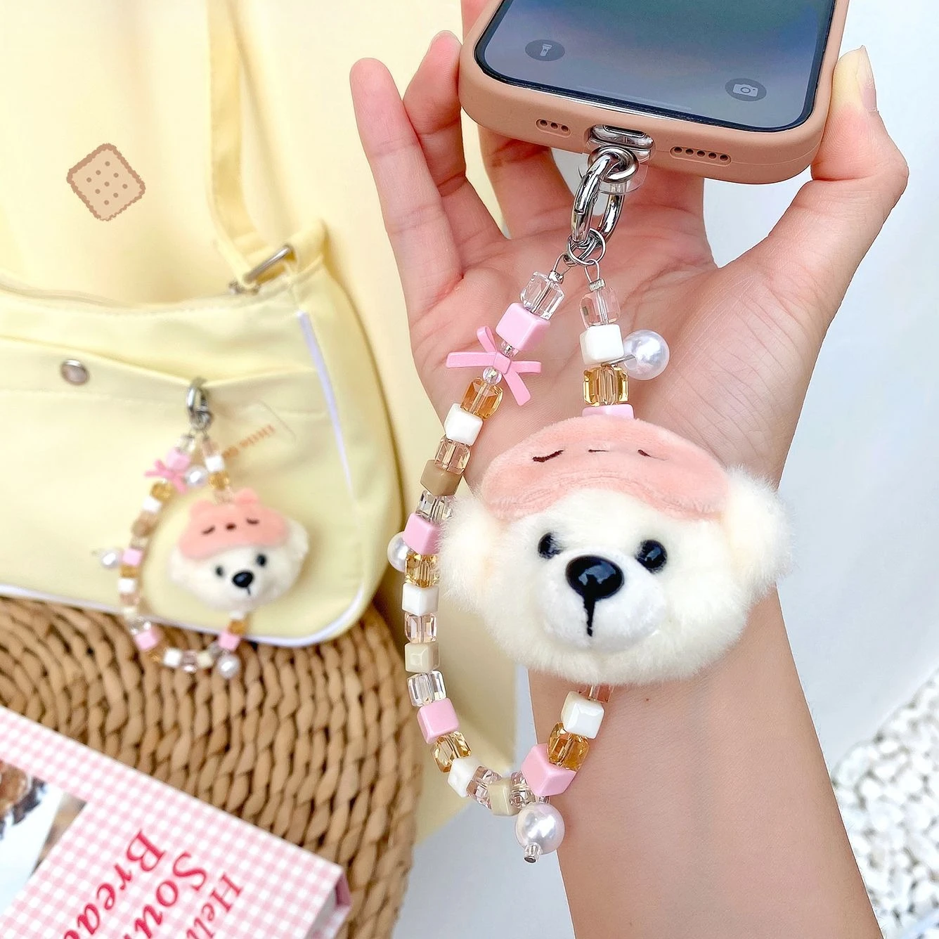 

Kawaii Plush Dog Head Phone Lanyard Pink Beaded Wrist Strap Luxury Cute Sleepy Puppy Bag Charm Keychain Jewelry for Women