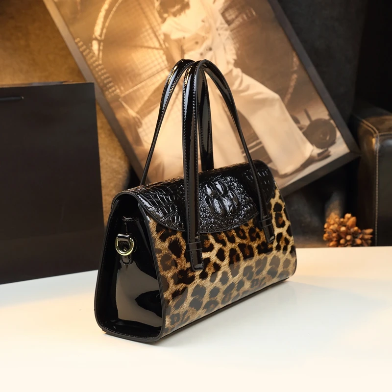 2023 New Genuine Leather Women\'s Handbags Lady Shoulder Messenger Bag Leopard Luxury Fashion Top Handle Portable Boston Bags