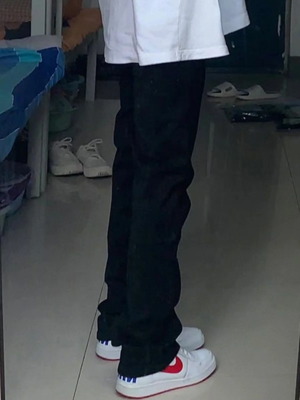 جينز نسائي عالي الخصر مستقيم الساق مبطن من قماش الدنيم بنطلون فضفاض مناسب للتخسيس للجسم الكمثرى العصري