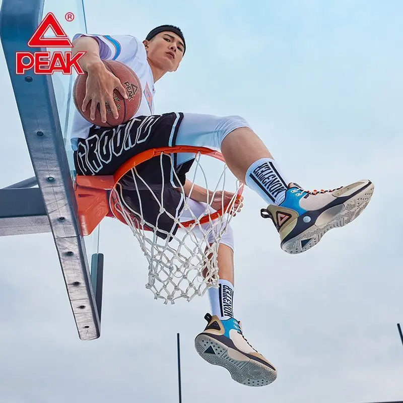 PEAK sepatu basket pria, koleksi Nomad sepatu olahraga tahan lama, teknologi elastis potongan rendah, sepatu tempur berbantalan 2024